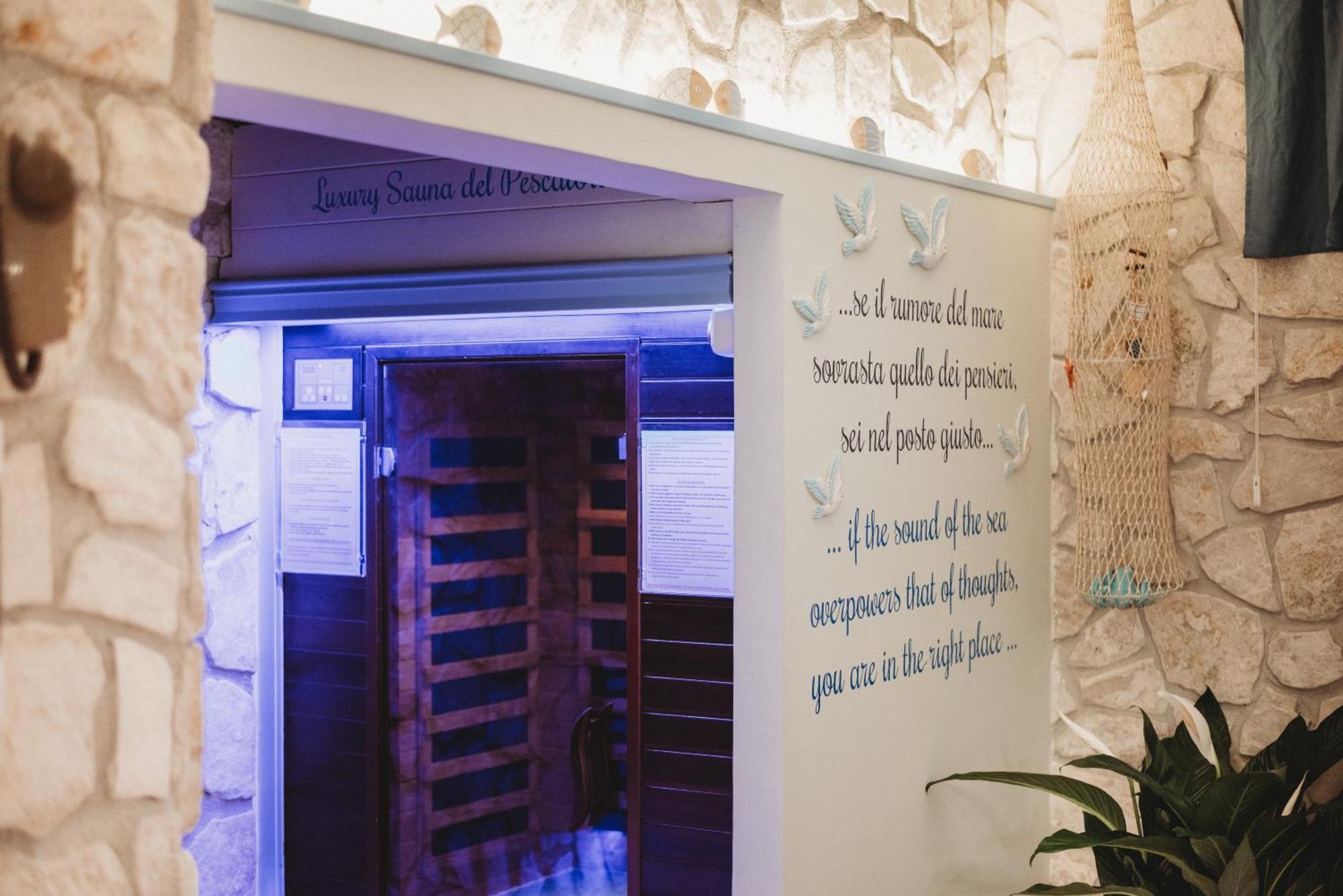 Alloggi Turistici Con Piscina Palestra Jacuzzi Sauna 安齐奥 外观 照片
