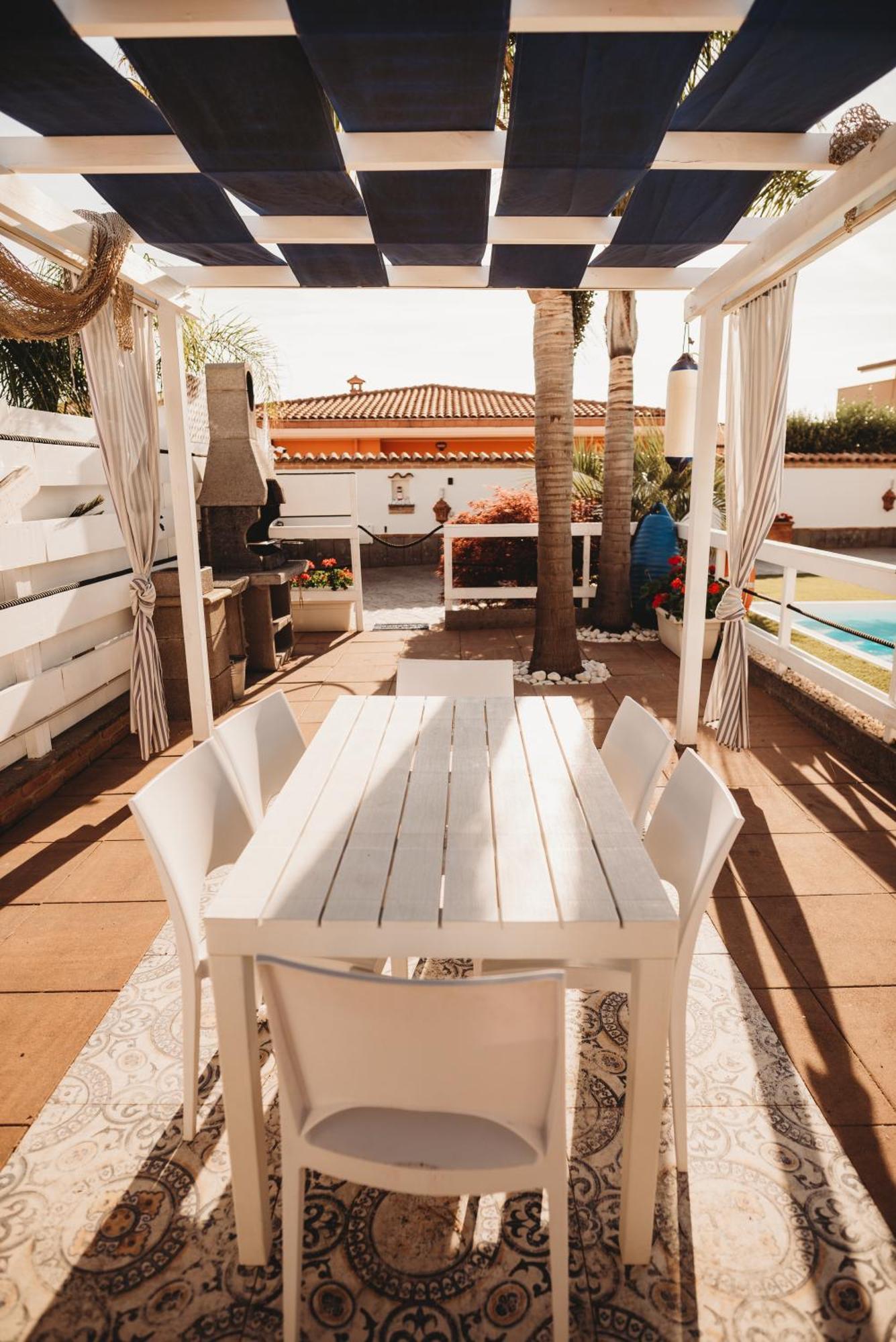 Alloggi Turistici Con Piscina Palestra Jacuzzi Sauna 安齐奥 外观 照片