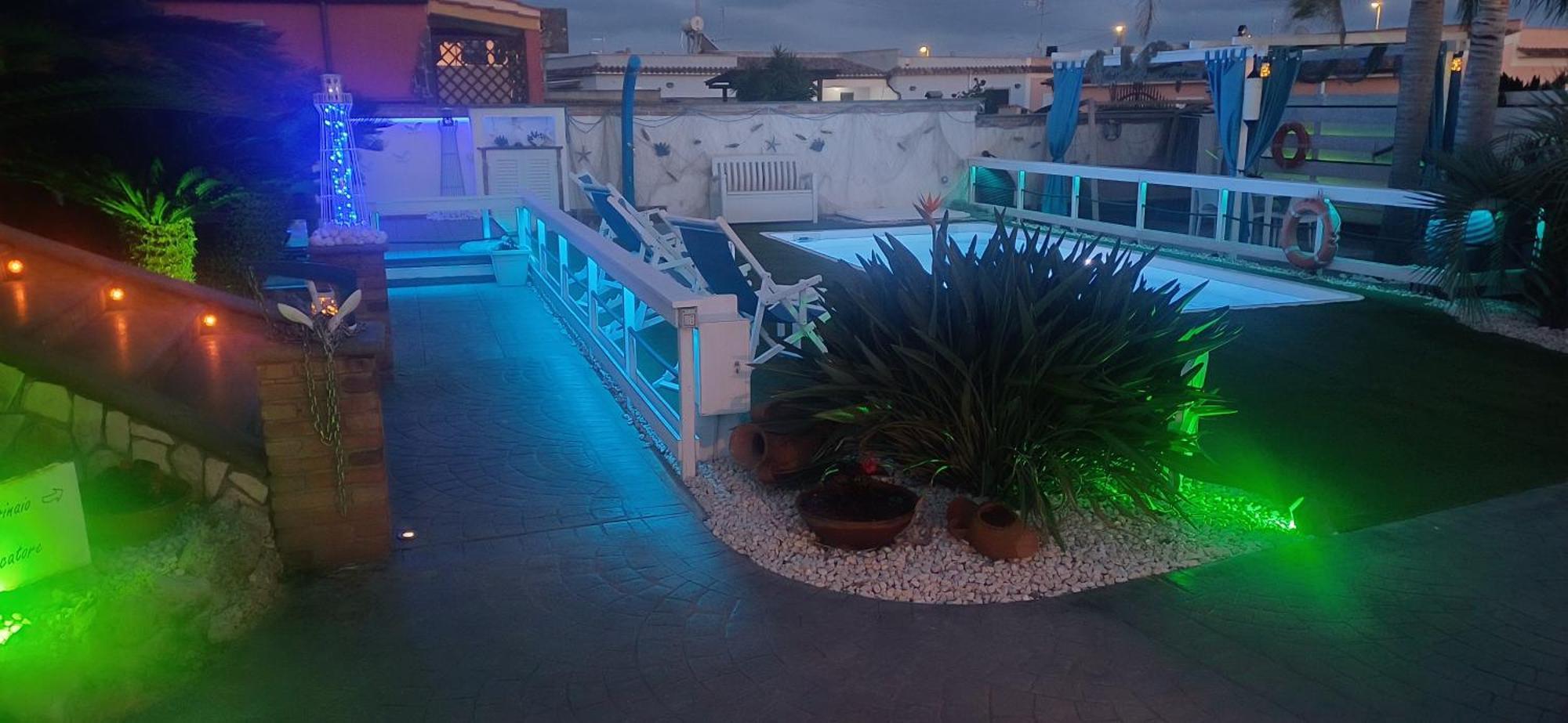 Alloggi Turistici Con Piscina Palestra Jacuzzi Sauna 安齐奥 外观 照片