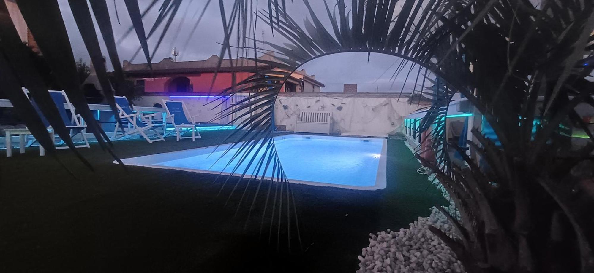 Alloggi Turistici Con Piscina Palestra Jacuzzi Sauna 安齐奥 外观 照片